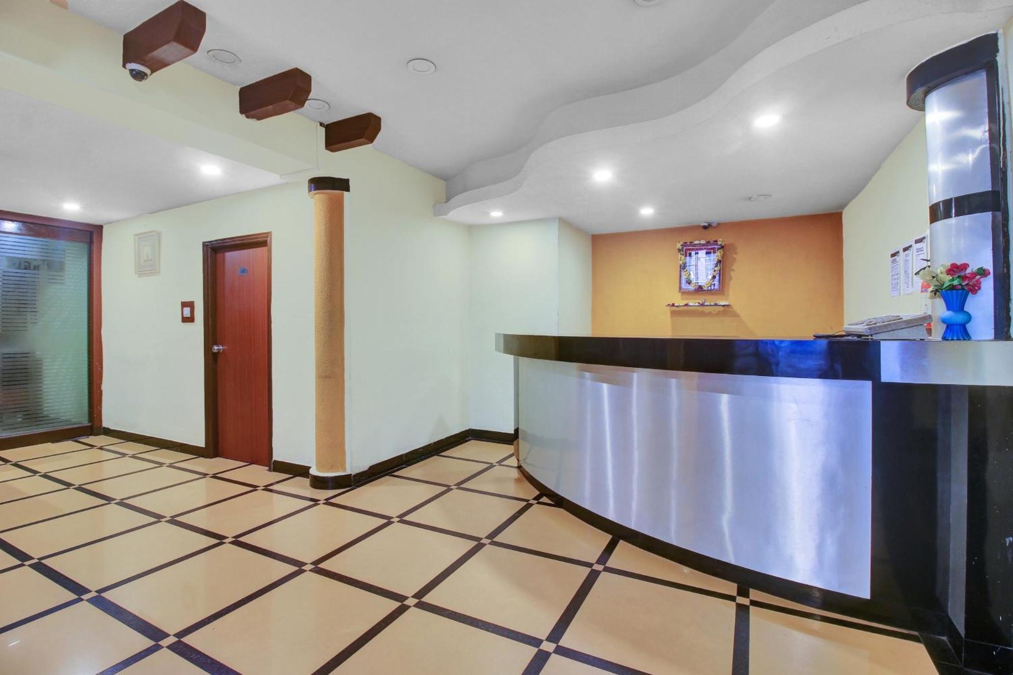 Hotel O Happy Rooms Hyderabad Exterior foto